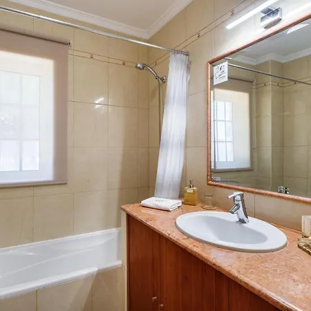 Falesia Sunshine By The Portuguese Butler Villa Albufeira